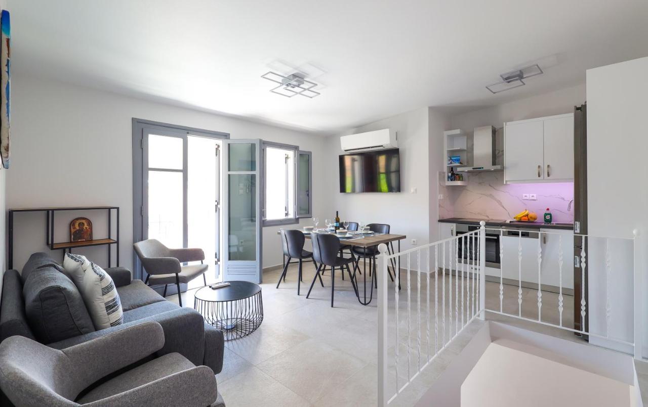 Axs First Floor Apartment Aegina Town Eksteriør billede