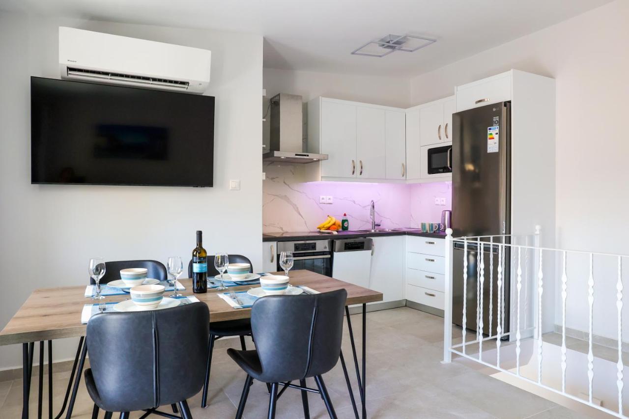 Axs First Floor Apartment Aegina Town Eksteriør billede