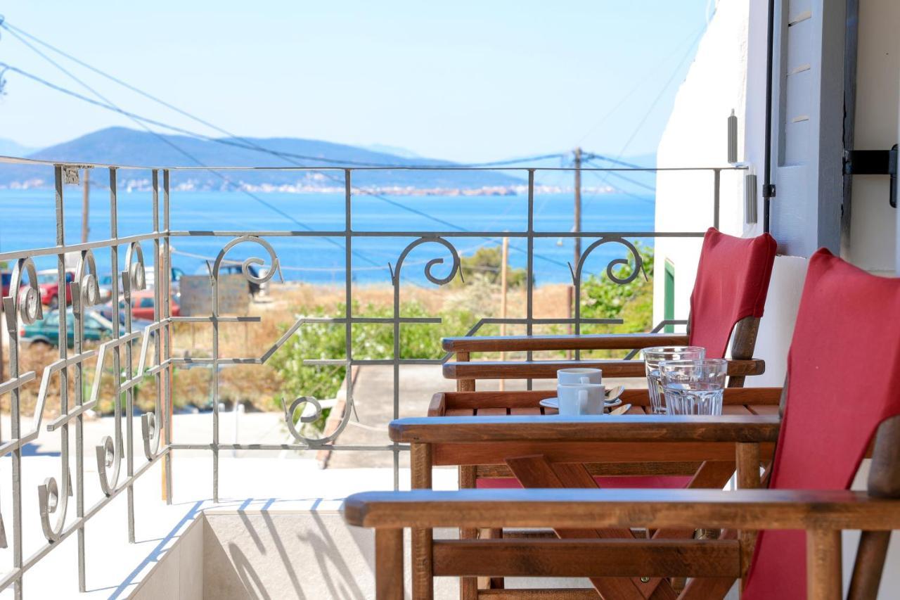 Axs First Floor Apartment Aegina Town Eksteriør billede