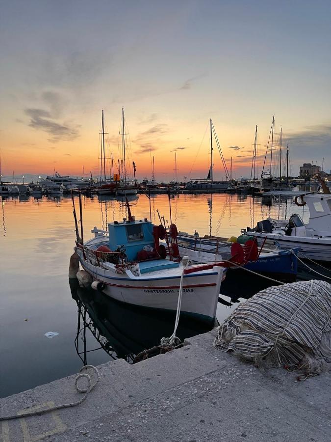 Axs First Floor Apartment Aegina Town Eksteriør billede